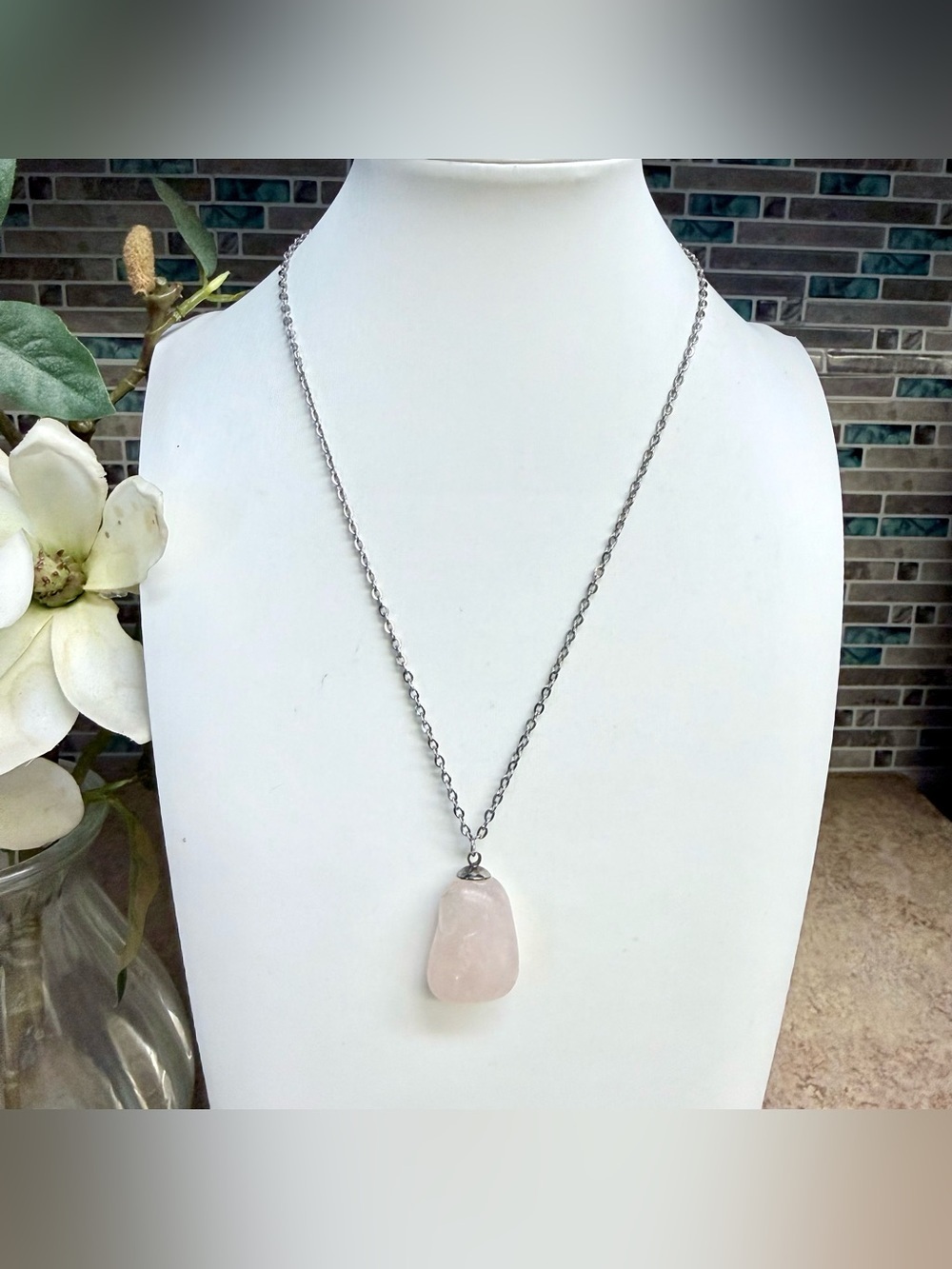 Pale pink rose quartz crystal necklace
